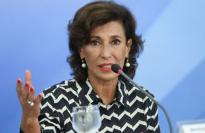 Brasília - A Presidente do BNDES, Maria Silvia Bastos Marques, e o Ministro Interino do Planejamento, Desenvolvimento e Gestão, Dyogo Oliveira, dão entrevista.(Elza Fiuza/Agência Brasil)