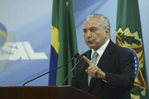 Brasília - O presidente da República, Michel Temer, faz pronunciamento oficial no Palácio do Planalto (Valter Campanato/Agência Brasil)