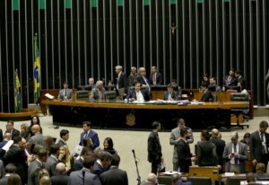 Brasília - Plenário da Câmara dos Deputados vota destaques e MP sobre parcelamento de dívidas (Wilson Dias/Agência Brasil)