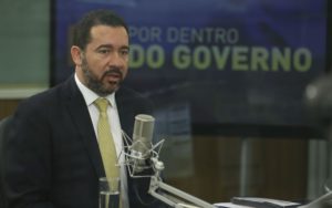 Brasília - O ministro do Planejamento, Dyogo Oliveira, dá entrevista ao programa Por Dentro do Governo (José Cruz/Agência Brasil)