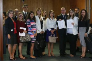 Brasília - Juízes e promotores protocolam no STF cinco mil assinaturas em defesa da manutenção da prisão em 2ª instância (Valter Campanato/Agência Brasil)