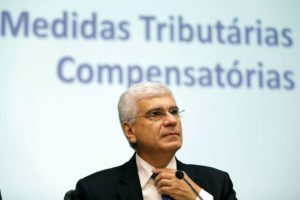 O secretário da Receita Federal, Jorge Rachid; durante anuncio das medidas fiscais adotadas para compensar as perdas com a redução do preço do óleo diesel nas bombas